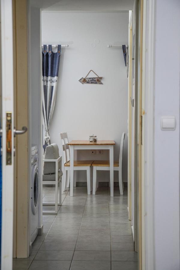 Mmm Apartment Makrýgialos Exterior foto